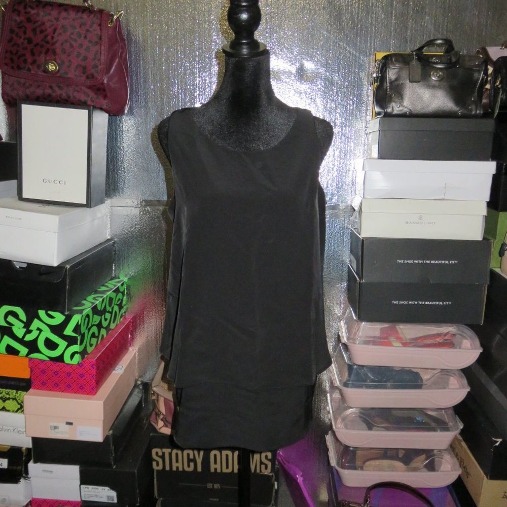 DG2 Diane Gilman Classic Black Sleeveless Flowy Layered Blouse NWT size Large